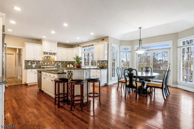 2 Willow Woods Trail, Warren Township, NJ 07059