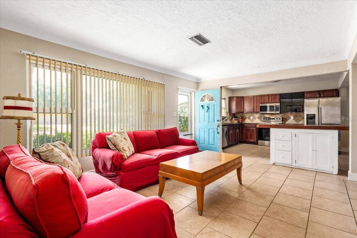 337 Somerset Avenue, Sarasota, FL 34243