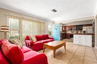 337 Somerset Avenue, Sarasota, FL 34243