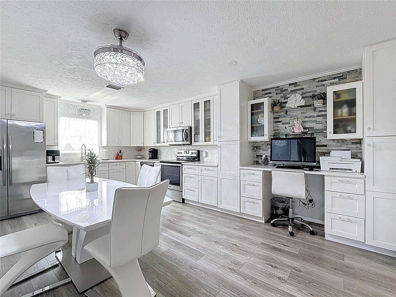 7382 SE Concord Place, Hobe Sound, FL 33455