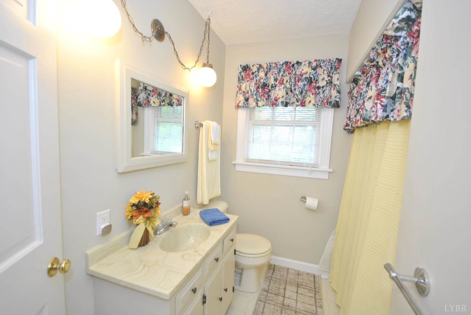 1503 Brookville Lane, Lynchburg, VA 24502