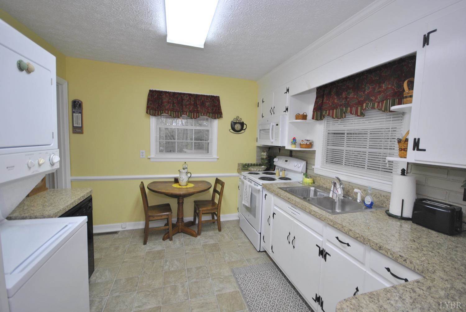 1503 Brookville Lane, Lynchburg, VA 24502