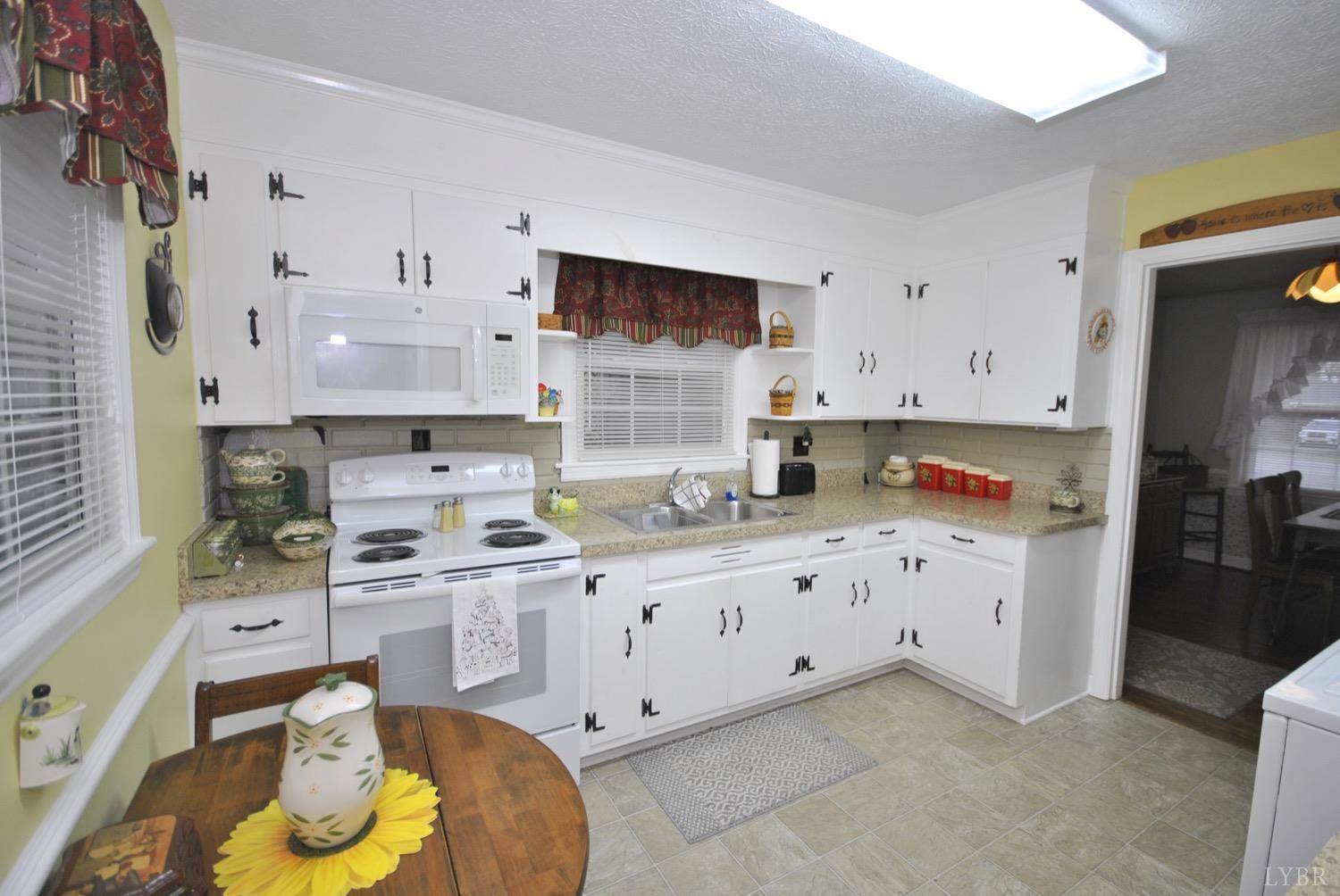 1503 Brookville Lane, Lynchburg, VA 24502