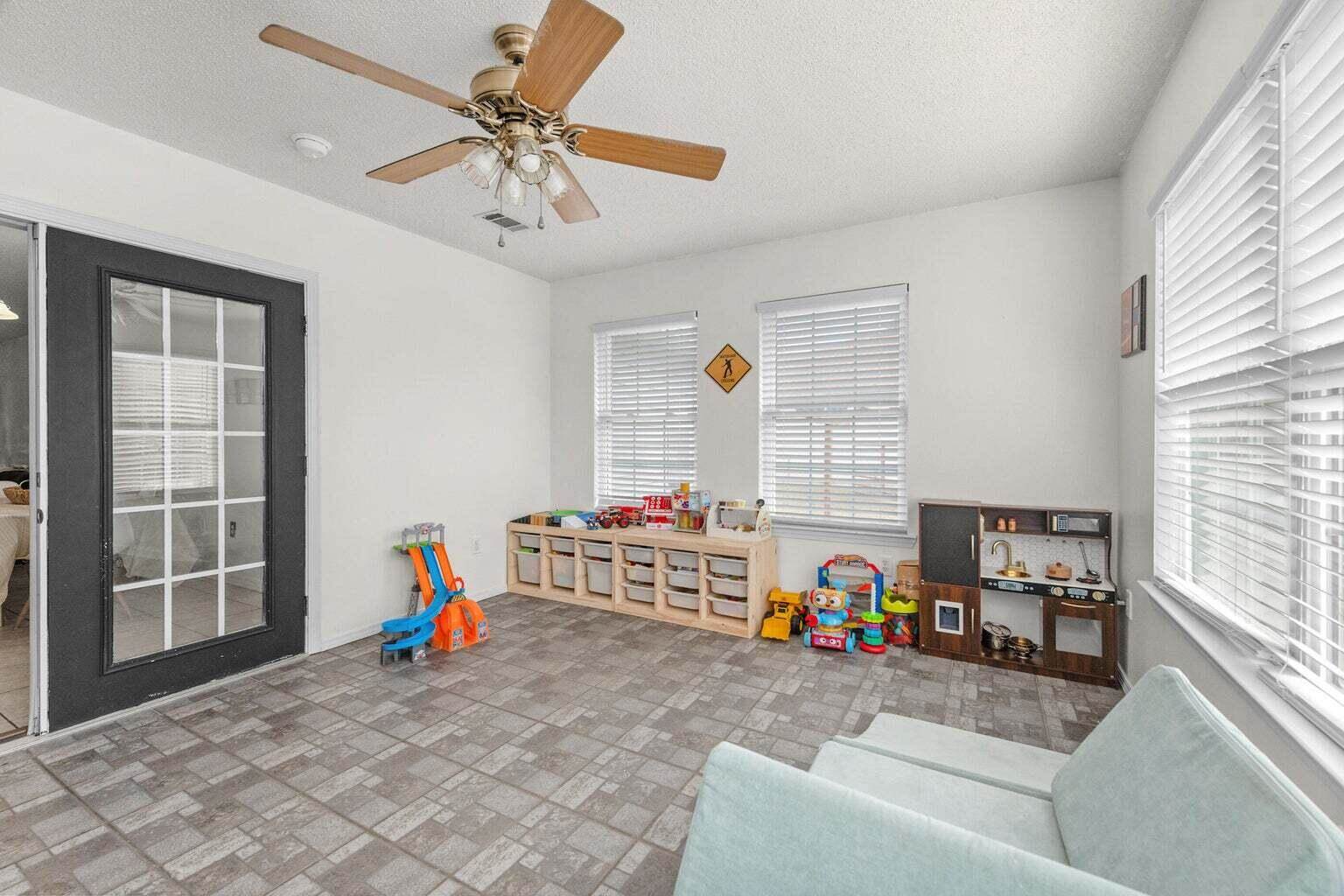 400 Brown Place, Crestview, FL 32539