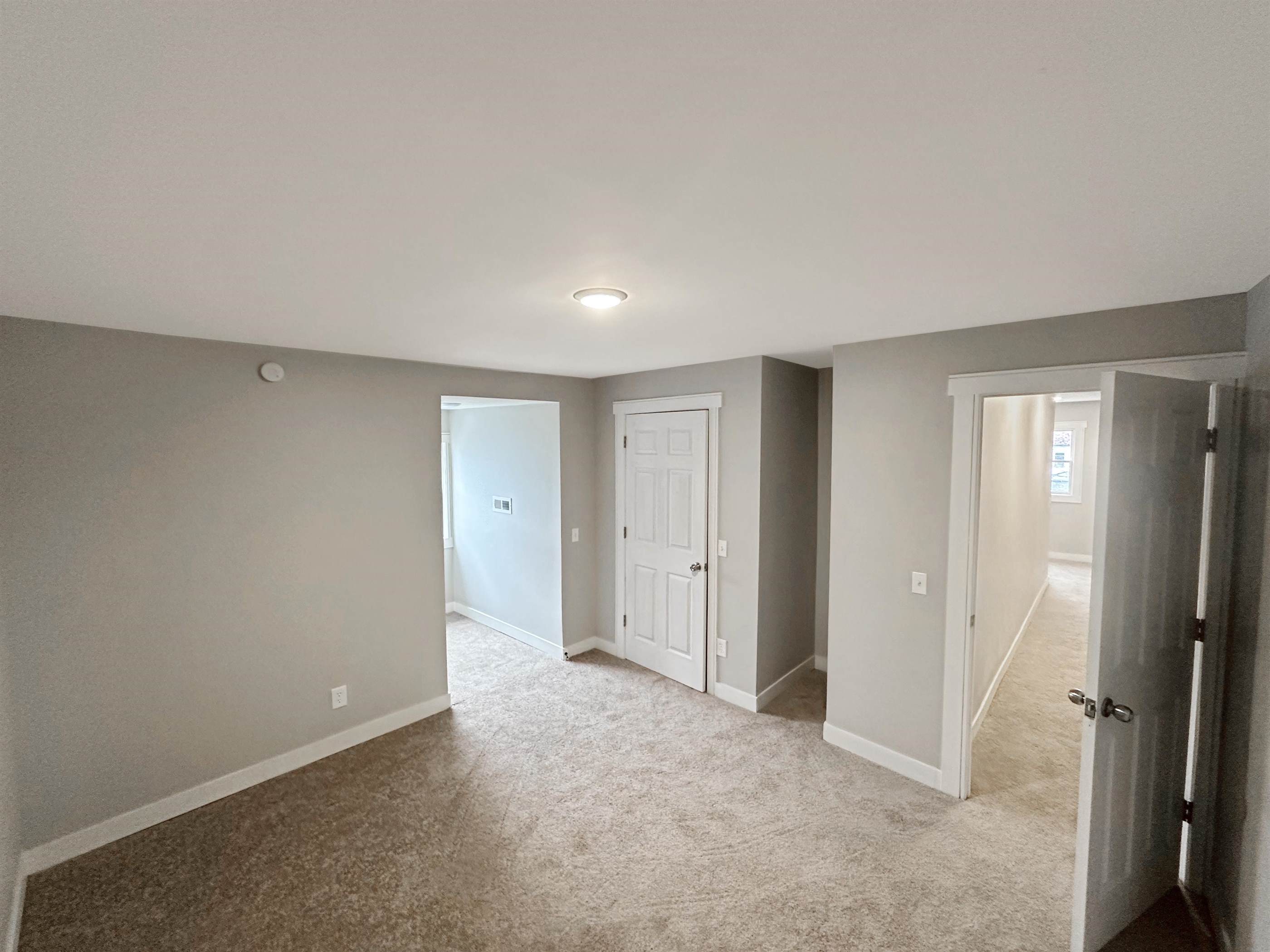 40 S 18th, Terre Haute, IN 47807