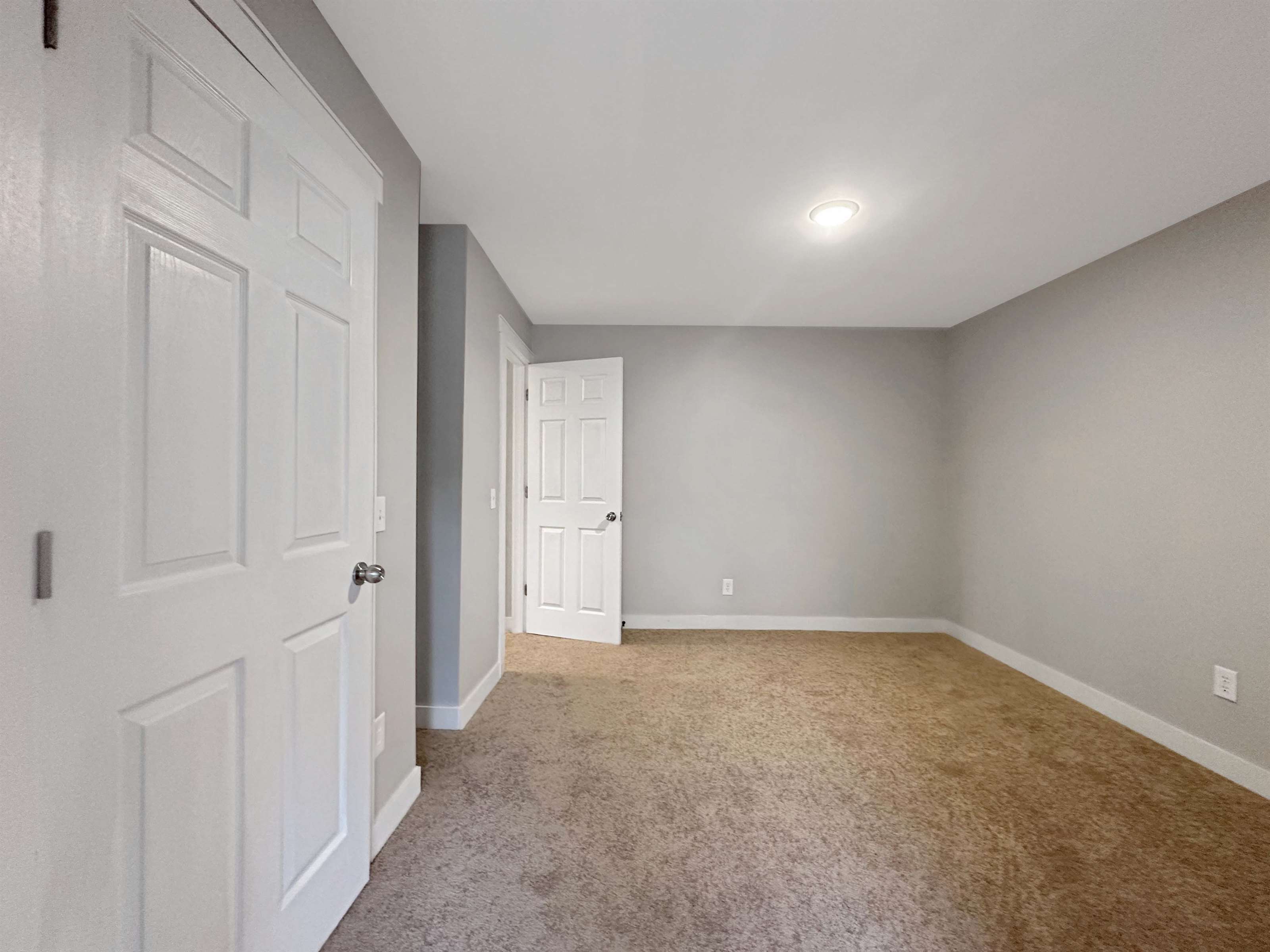 40 S 18th, Terre Haute, IN 47807