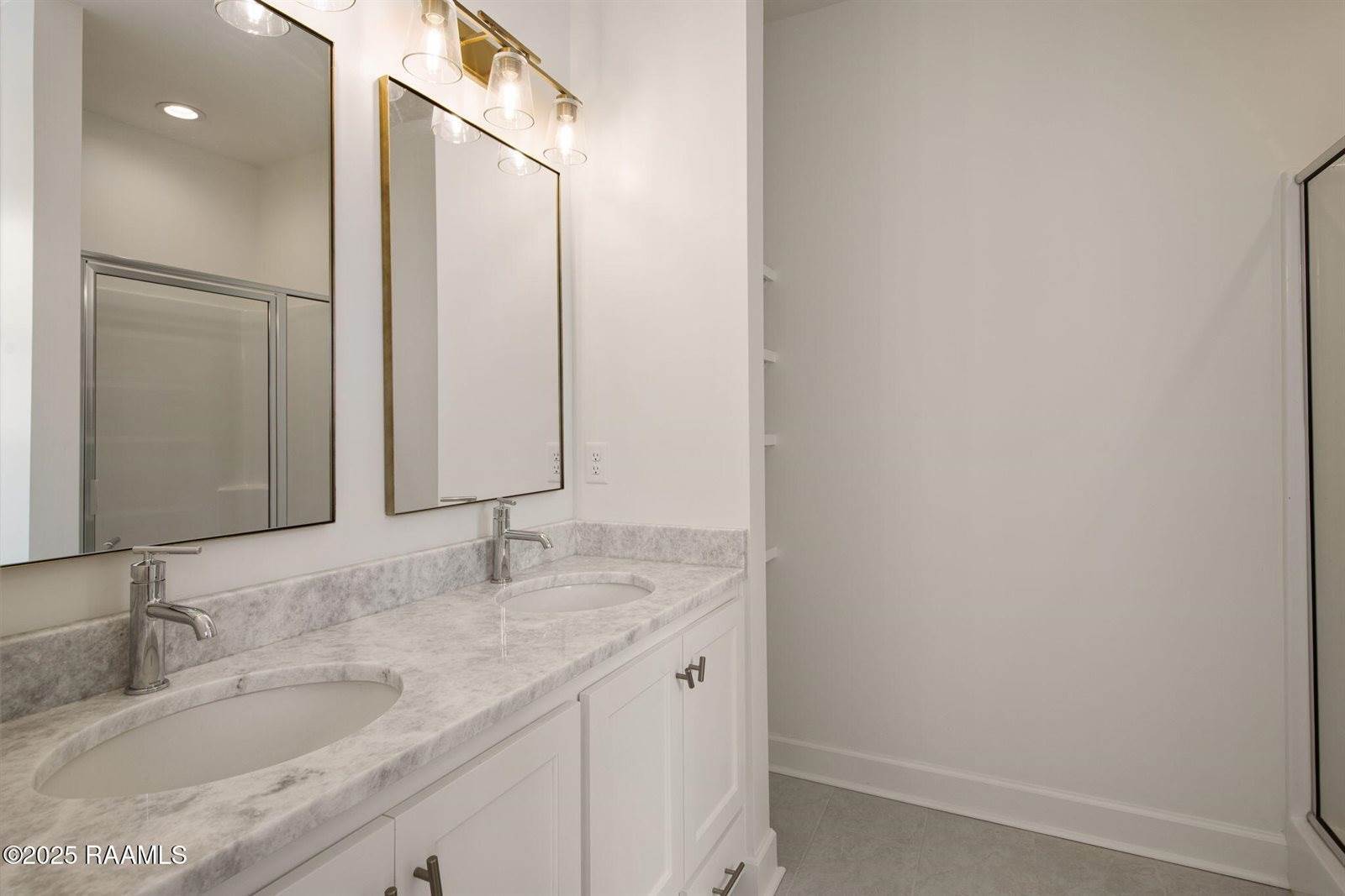 1510 Kaliste Saloom, #203, Lafayette, LA 70508