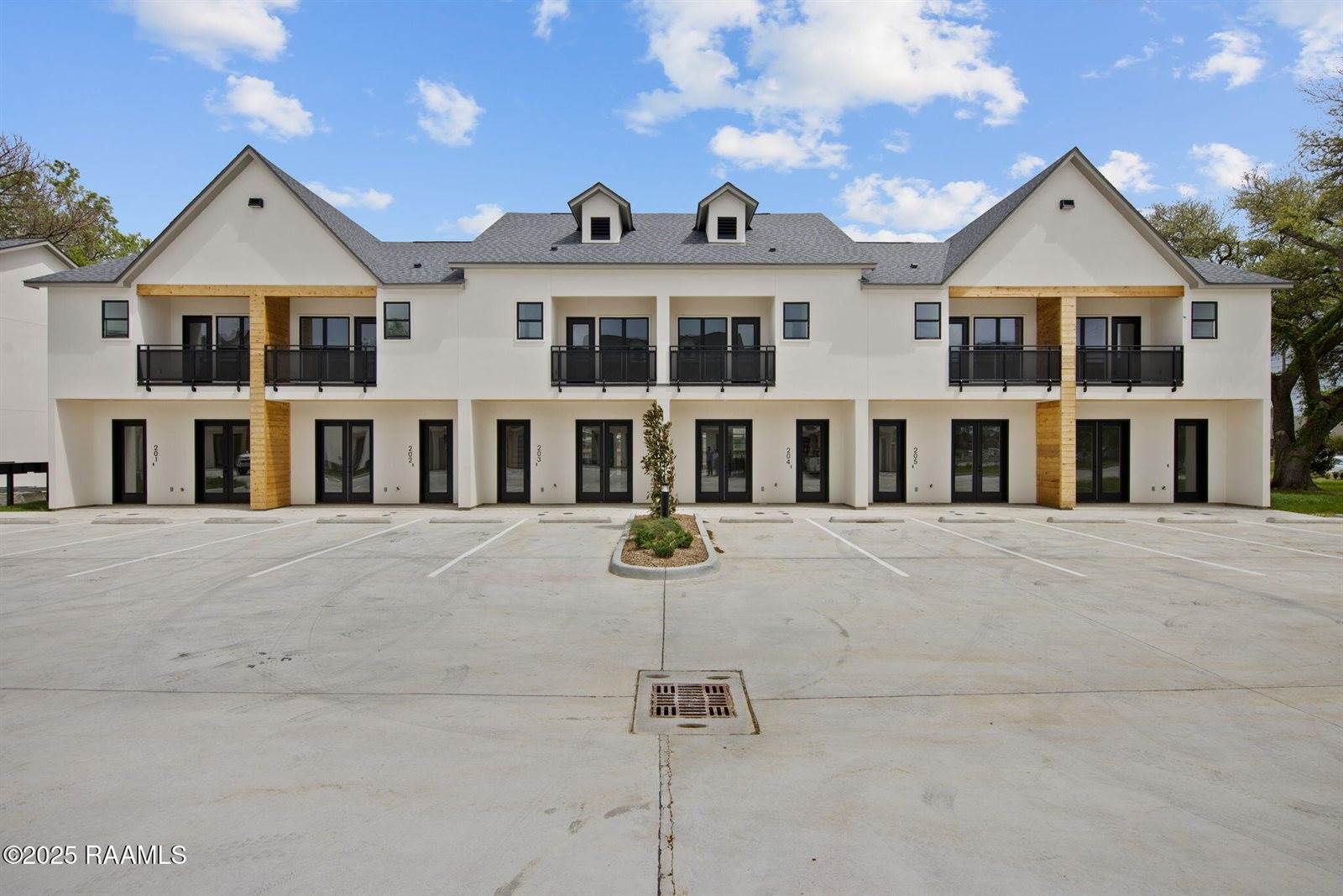 1510 Kaliste Saloom, #205, Lafayette, LA 70508