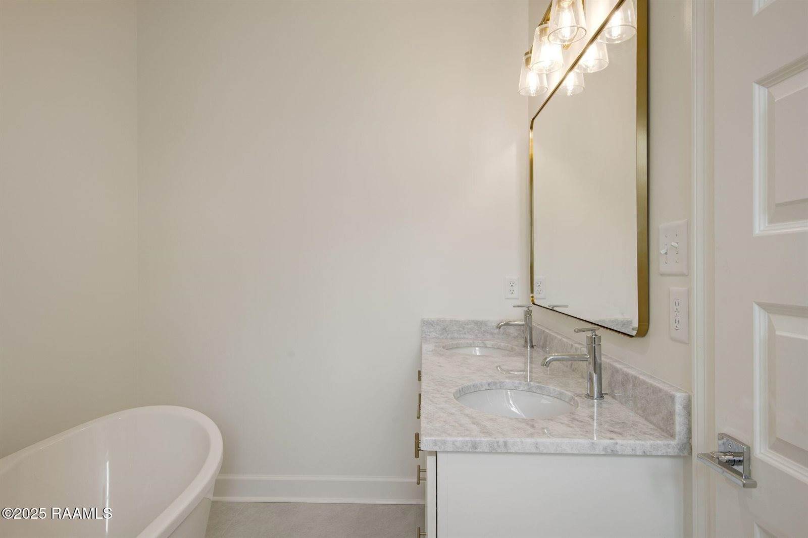 1510 Kaliste Saloom, #205, Lafayette, LA 70508