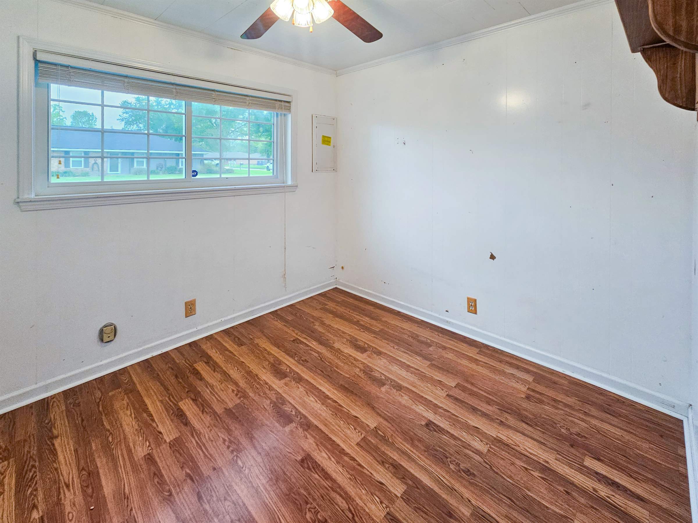 435 Louisiana Ave, Sulphur, LA 70663