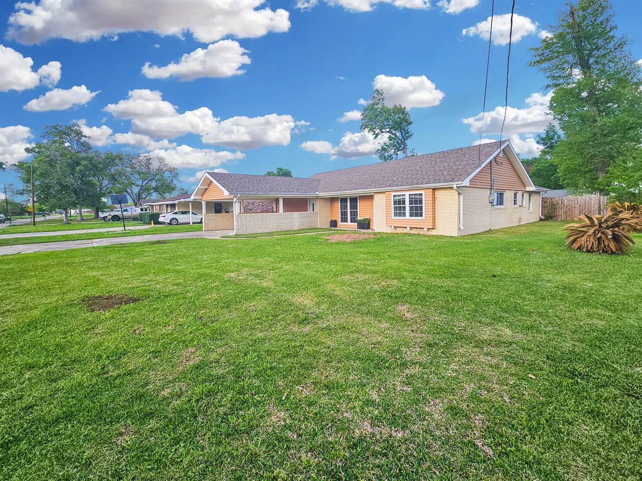 435 Louisiana Ave, Sulphur, LA 70663