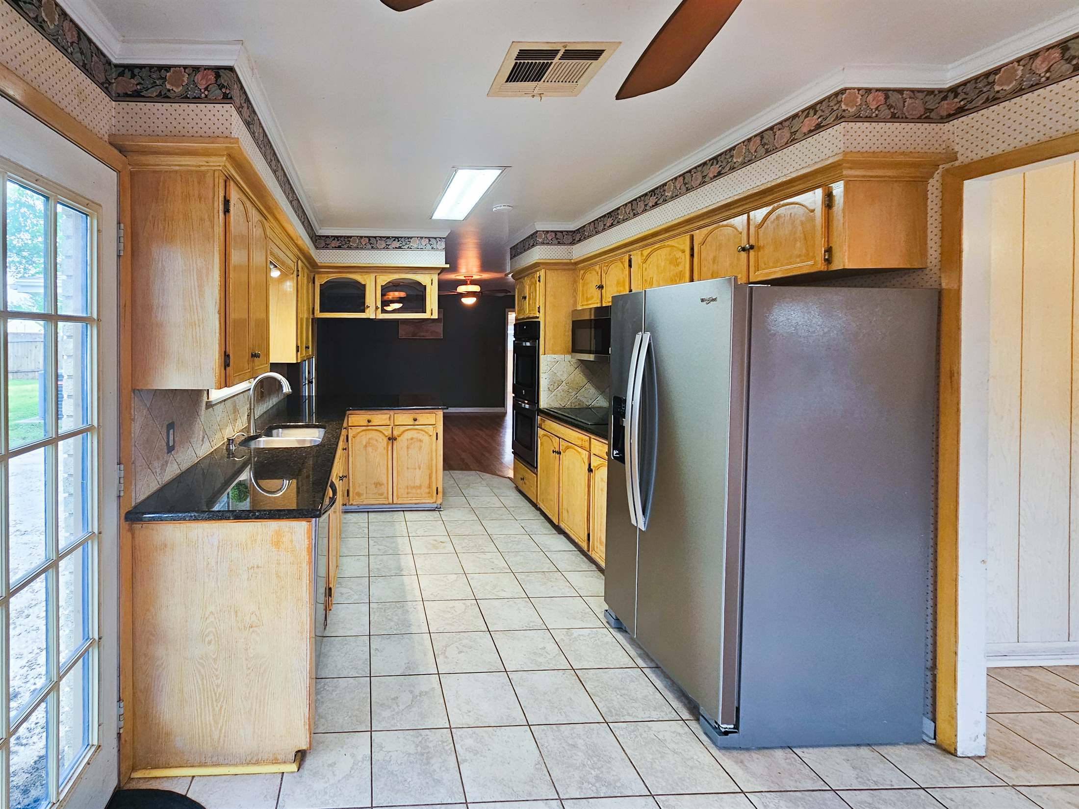 435 Louisiana Ave, Sulphur, LA 70663