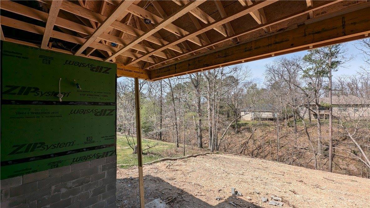 8 Highworth Lane, Bella Vista, AR 72714