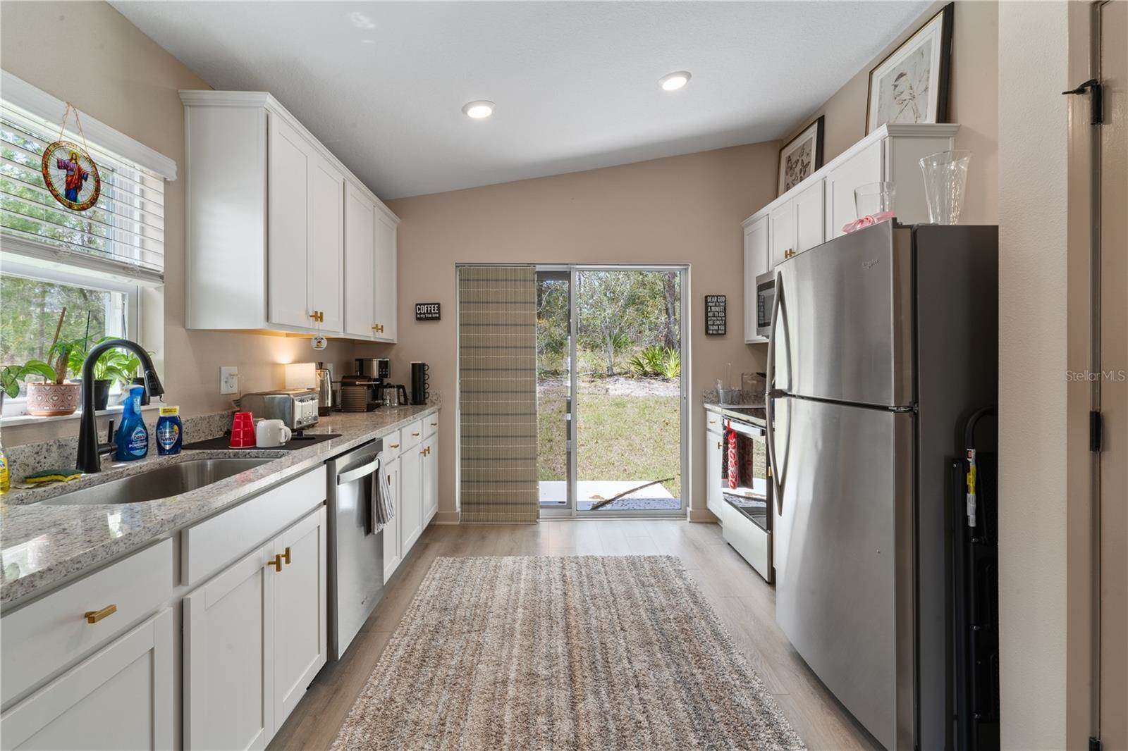 12149 Labrador Duck Rd, Weeki Wachee, FL 34614