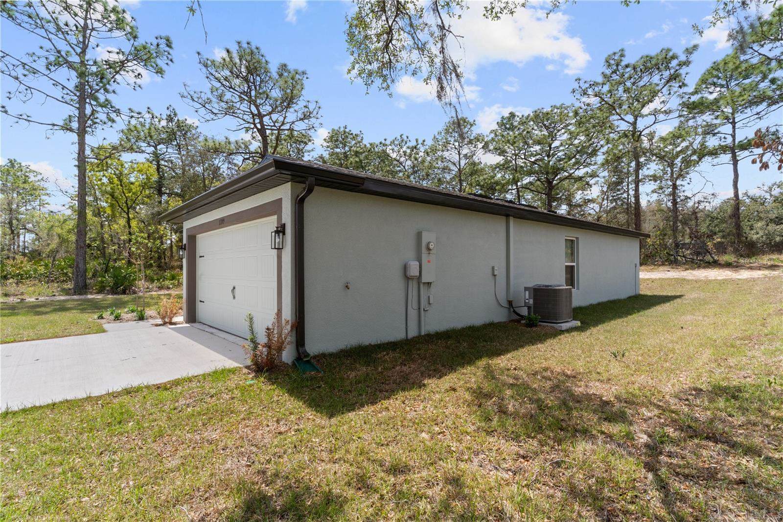 12149 Labrador Duck Rd, Weeki Wachee, FL 34614