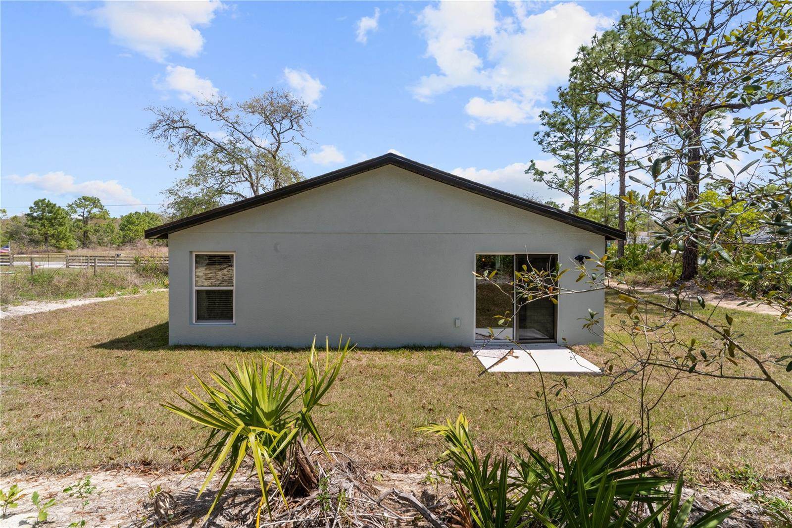 12149 Labrador Duck Rd, Weeki Wachee, FL 34614