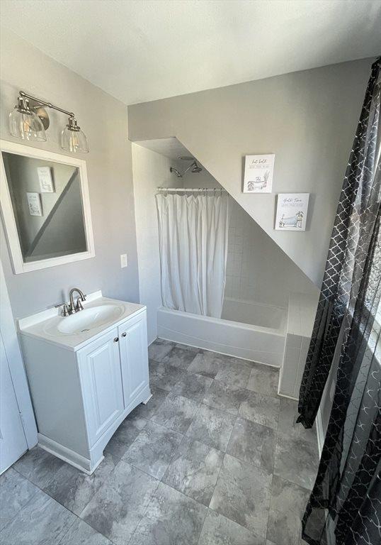 564 Springfield, Chicopee, MA 01013