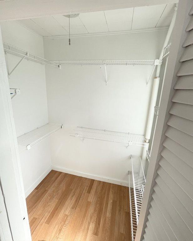 564 Springfield, Chicopee, MA 01013