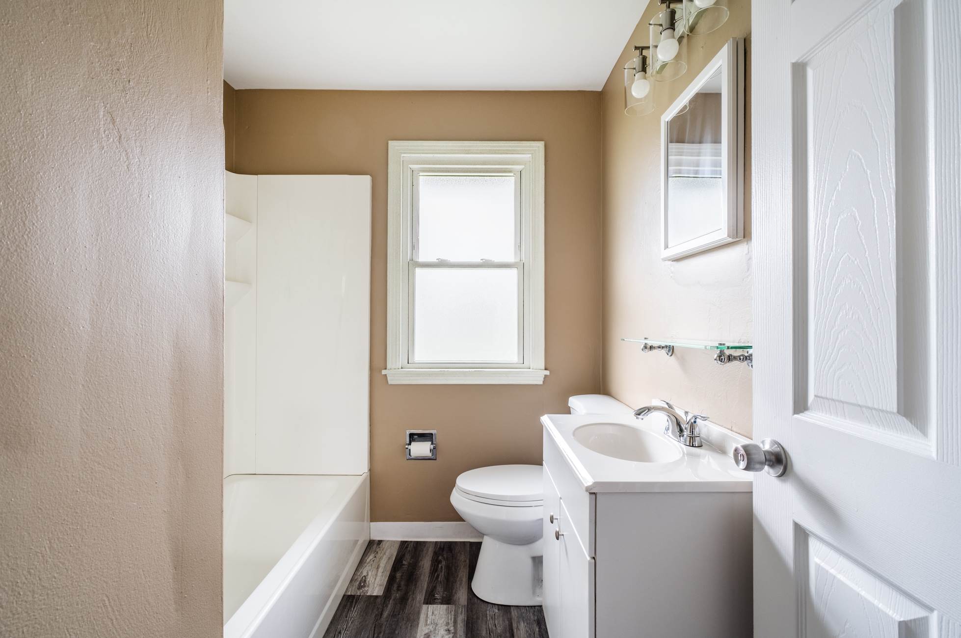 449 N Glenellen, Youngstown, OH 44509