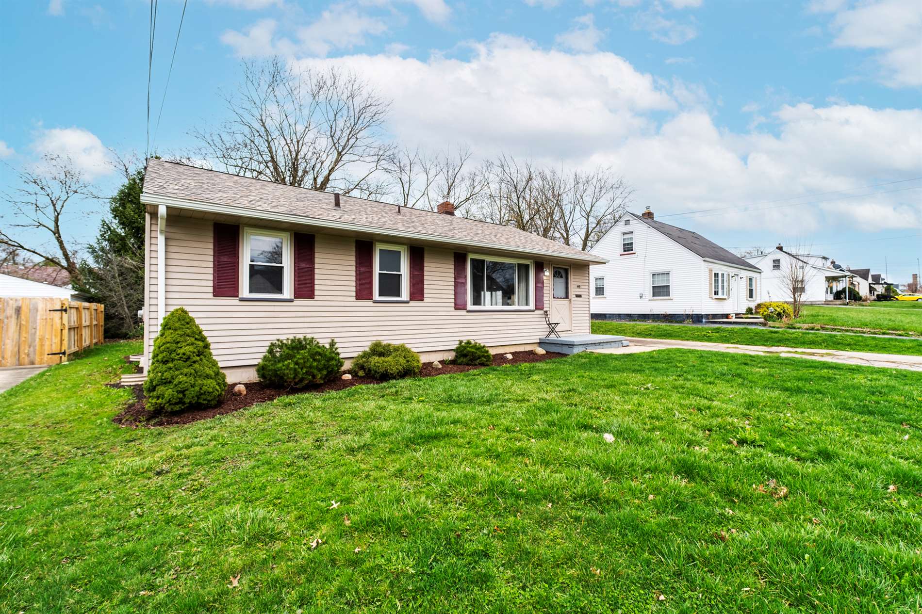 449 N Glenellen, Youngstown, OH 44509