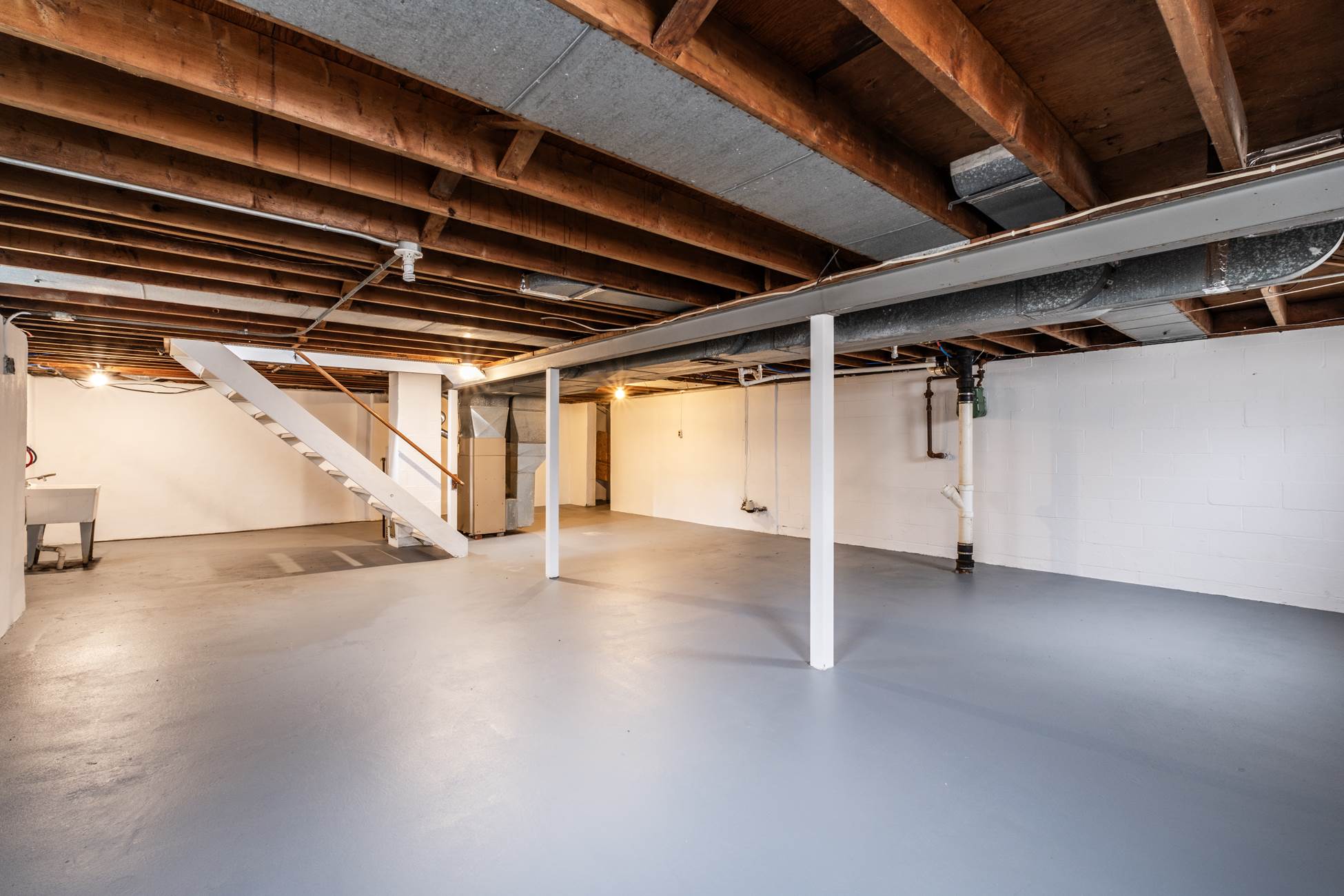 449 N Glenellen, Youngstown, OH 44509