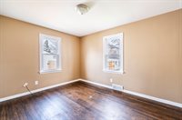 449 N Glenellen, Youngstown, OH 44509