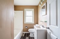 449 N Glenellen, Youngstown, OH 44509