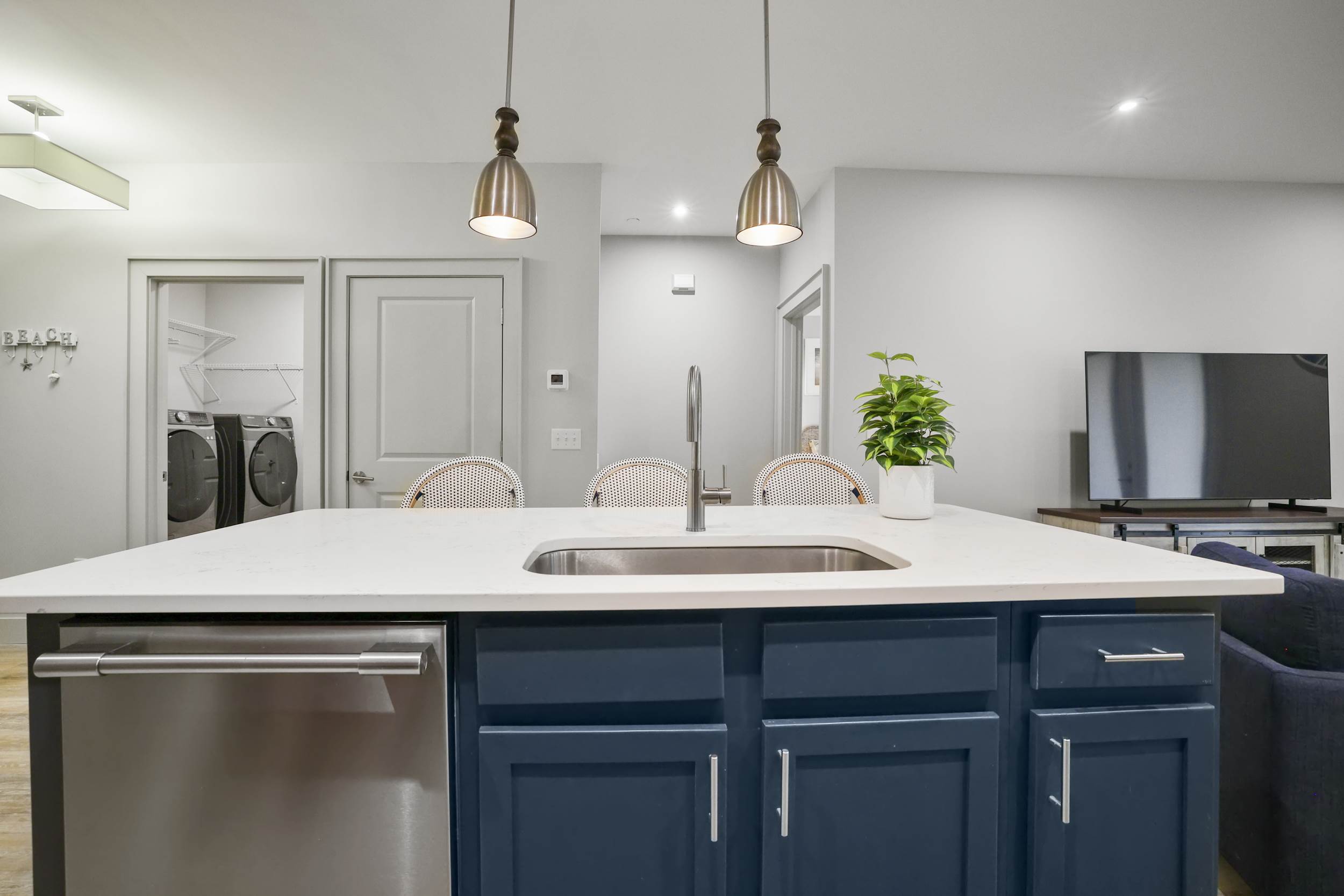 2501 Bienville Blvd #523, Ocean Springs, MS 39564