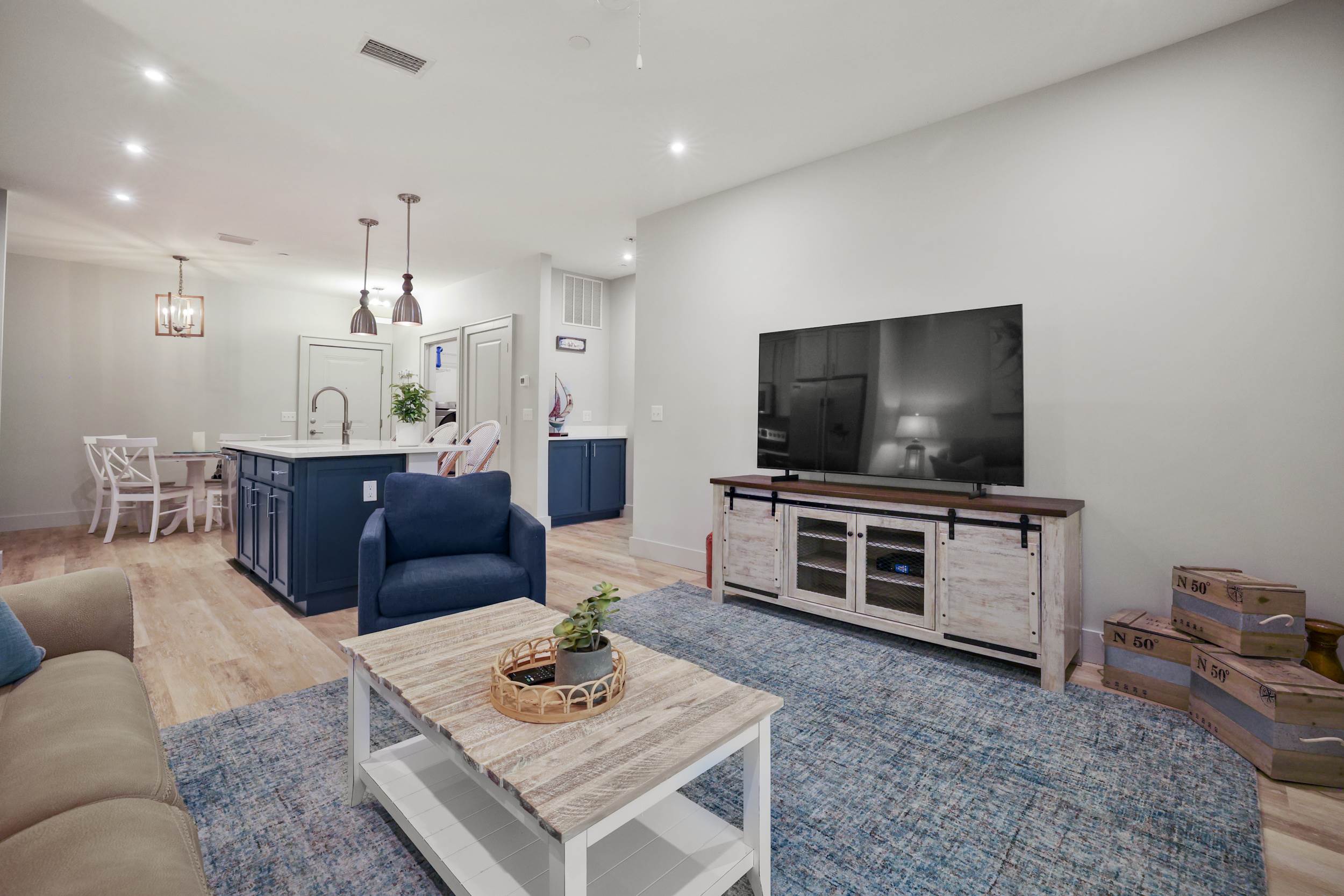 2501 Bienville Blvd #523, Ocean Springs, MS 39564