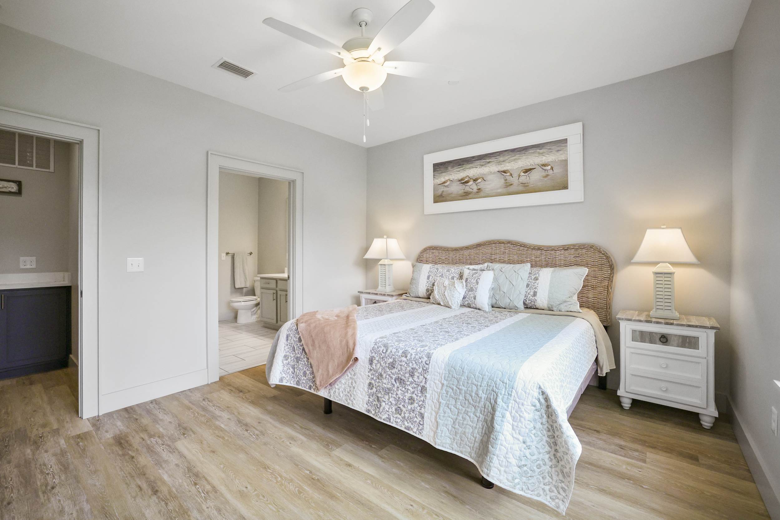 2501 Bienville Blvd #523, Ocean Springs, MS 39564