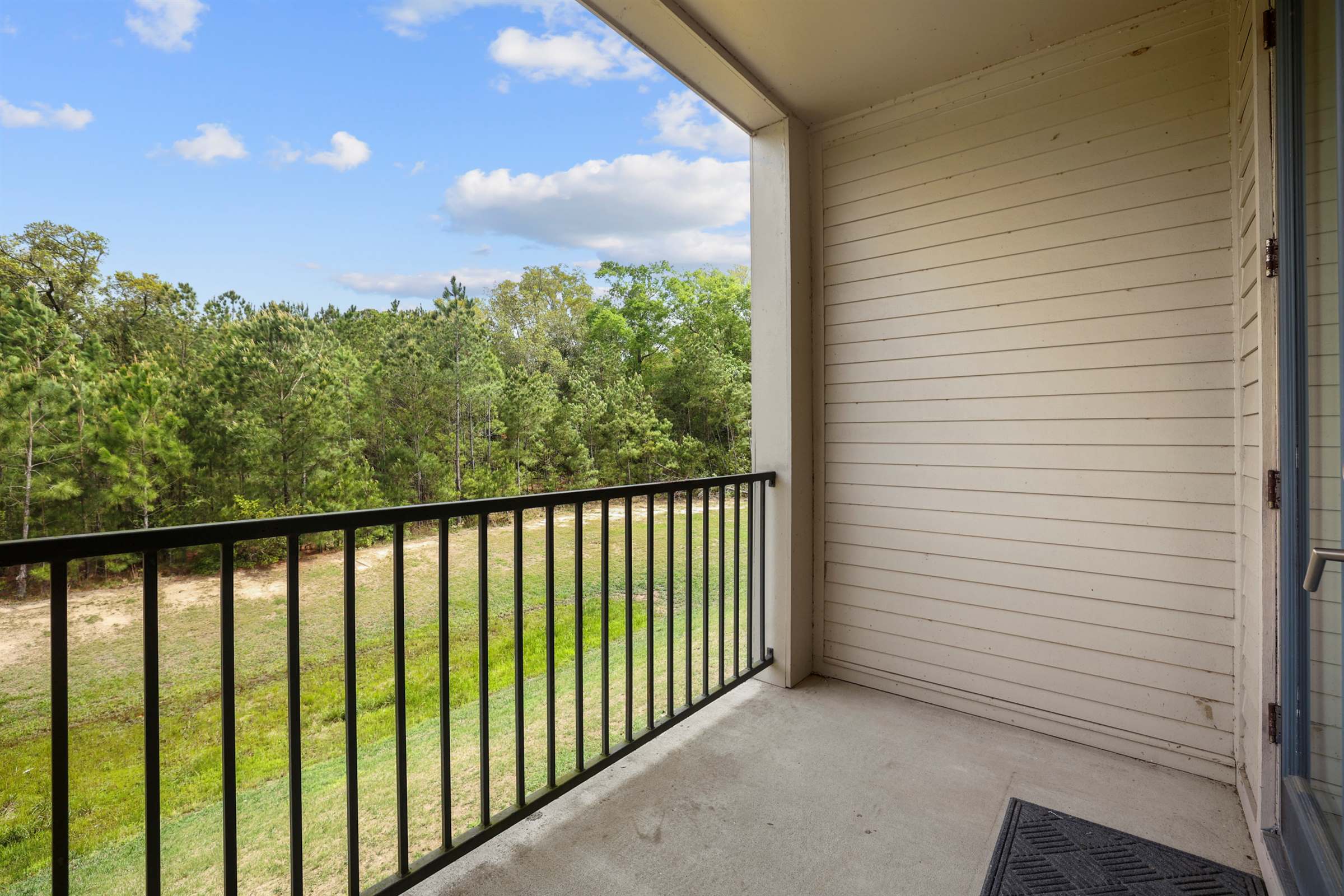 2501 Bienville Blvd #523, Ocean Springs, MS 39564