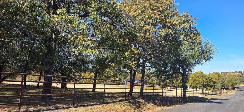 311 Windy Hill, Springtown, TX 76082