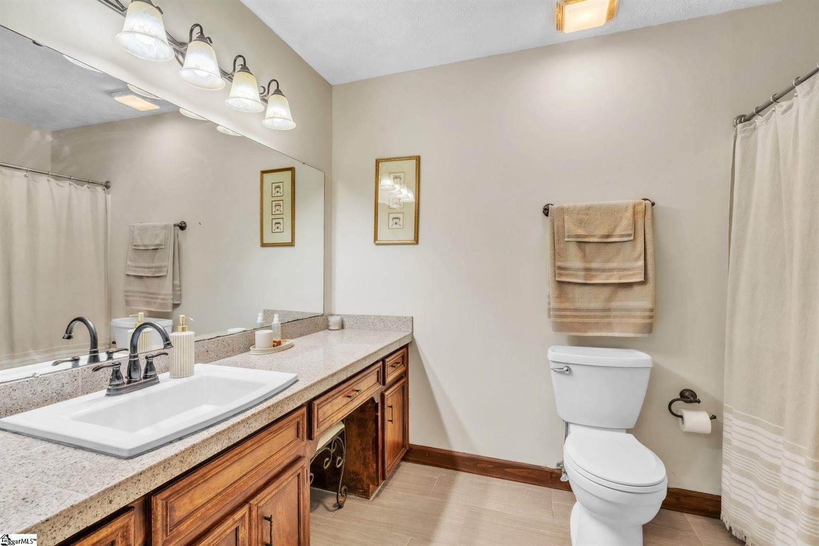 80 Carolina, Fountain Inn, SC 29644