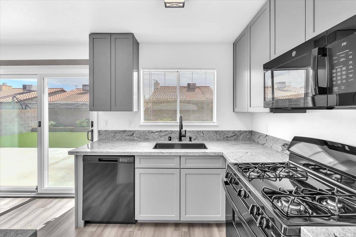 6729 Wenatchee Drive, Las Vegas, NV 89107