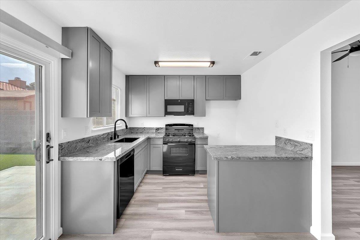 6729 Wenatchee Drive, Las Vegas, NV 89107