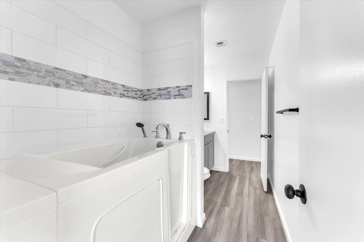 6729 Wenatchee Drive, Las Vegas, NV 89107