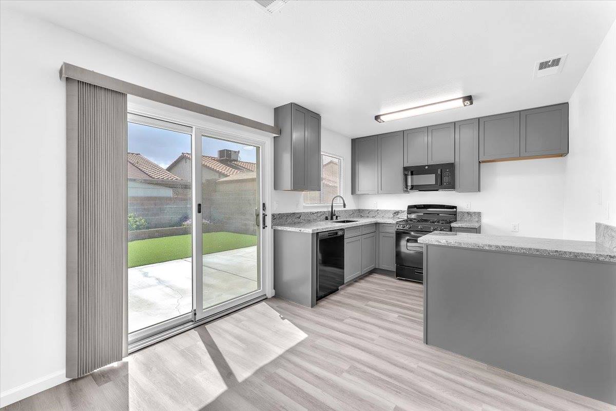 6729 Wenatchee Drive, Las Vegas, NV 89107