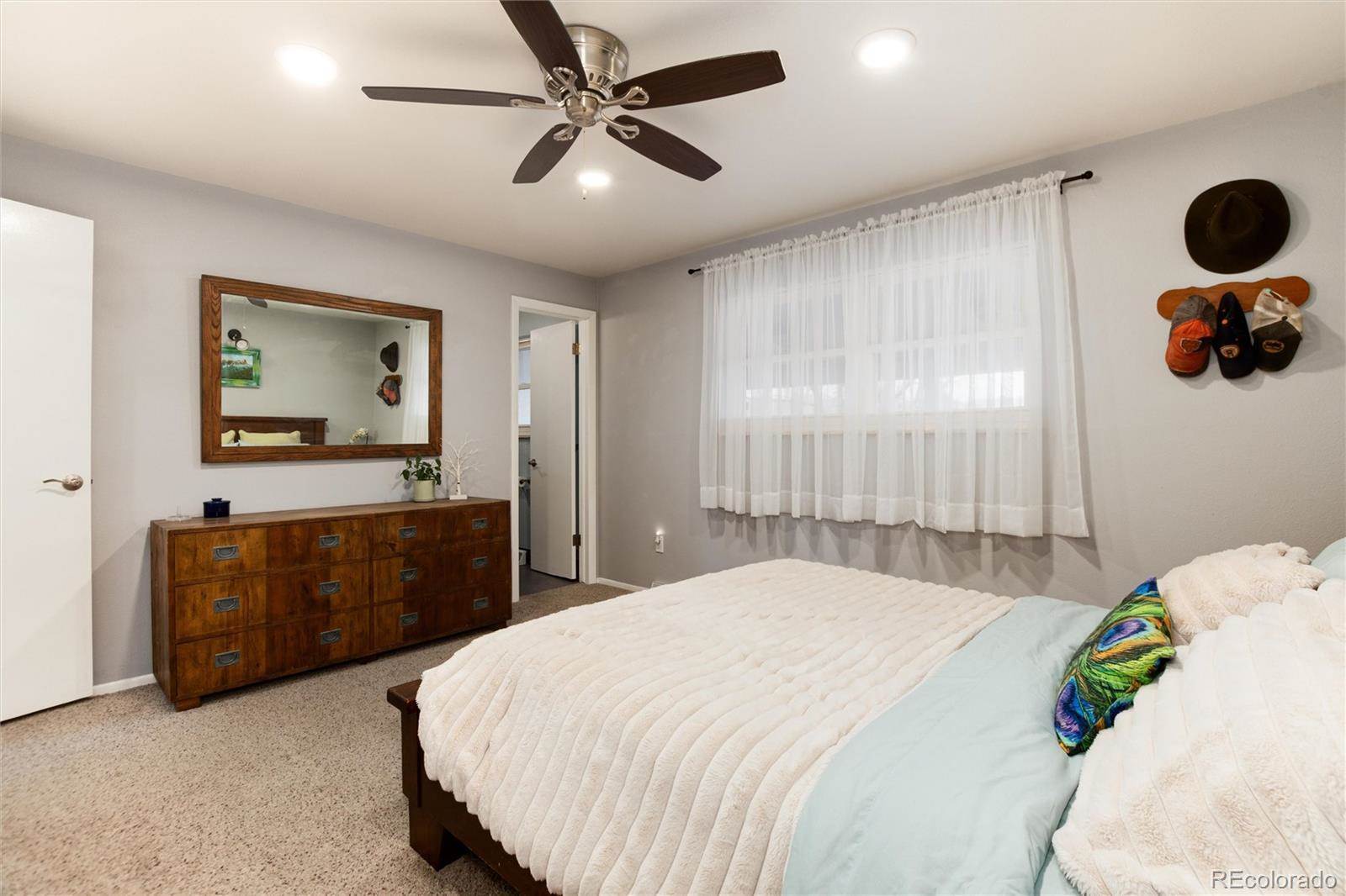 8063 South Otis Court, Littleton, CO 80128