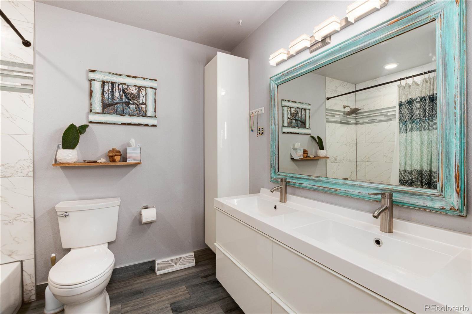 8063 South Otis Court, Littleton, CO 80128