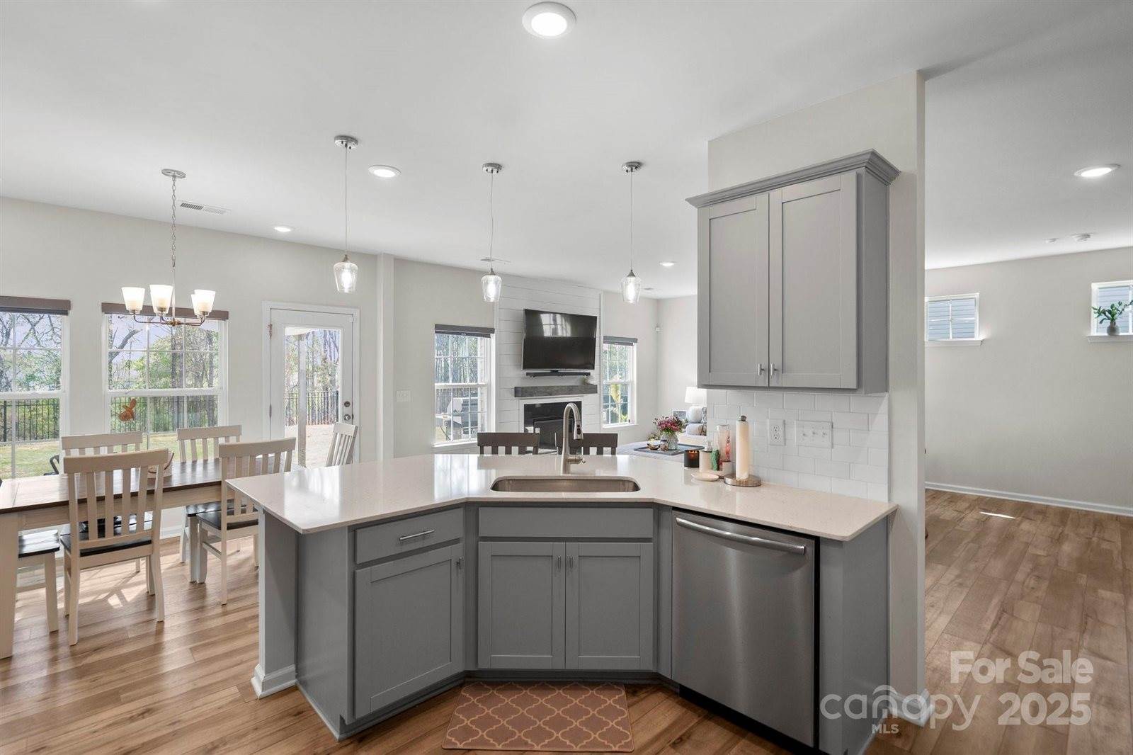 228 Eden Avenue, Mooresville, NC 28115