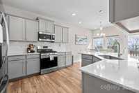 228 Eden Avenue, Mooresville, NC 28115