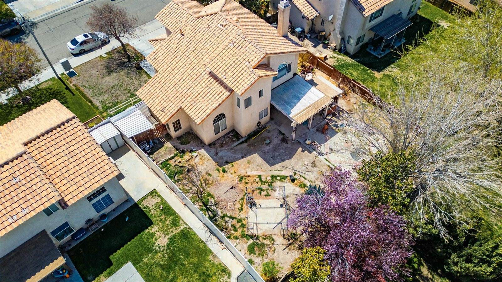 2535 Overland Avenue, Lancaster, CA 93536