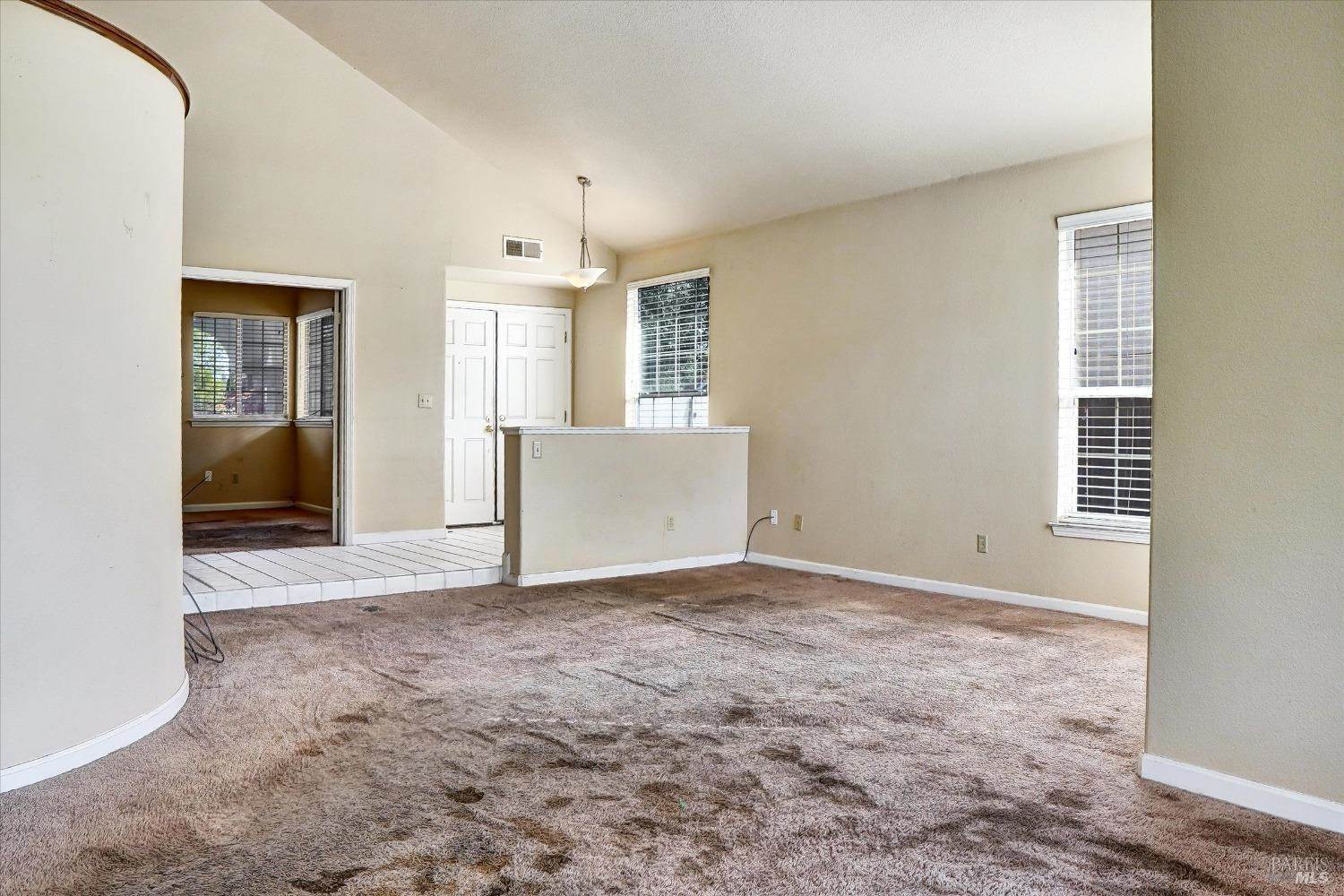 106 Glen Eagle Way, Vacaville, CA 95688
