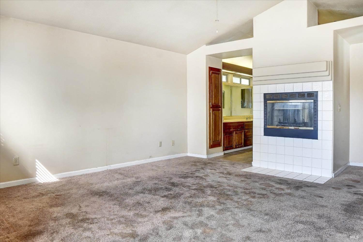 106 Glen Eagle Way, Vacaville, CA 95688