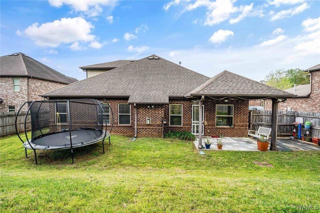 11507 Belle Meade Avenue, Northport, AL 35475