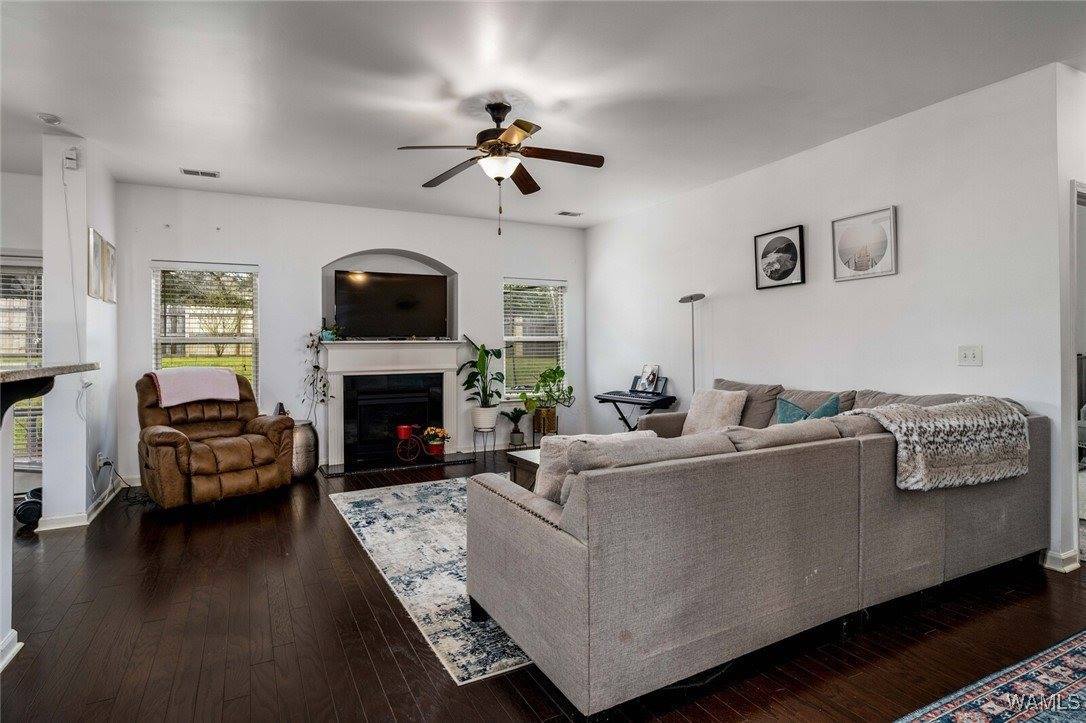 11507 Belle Meade Avenue, Northport, AL 35475