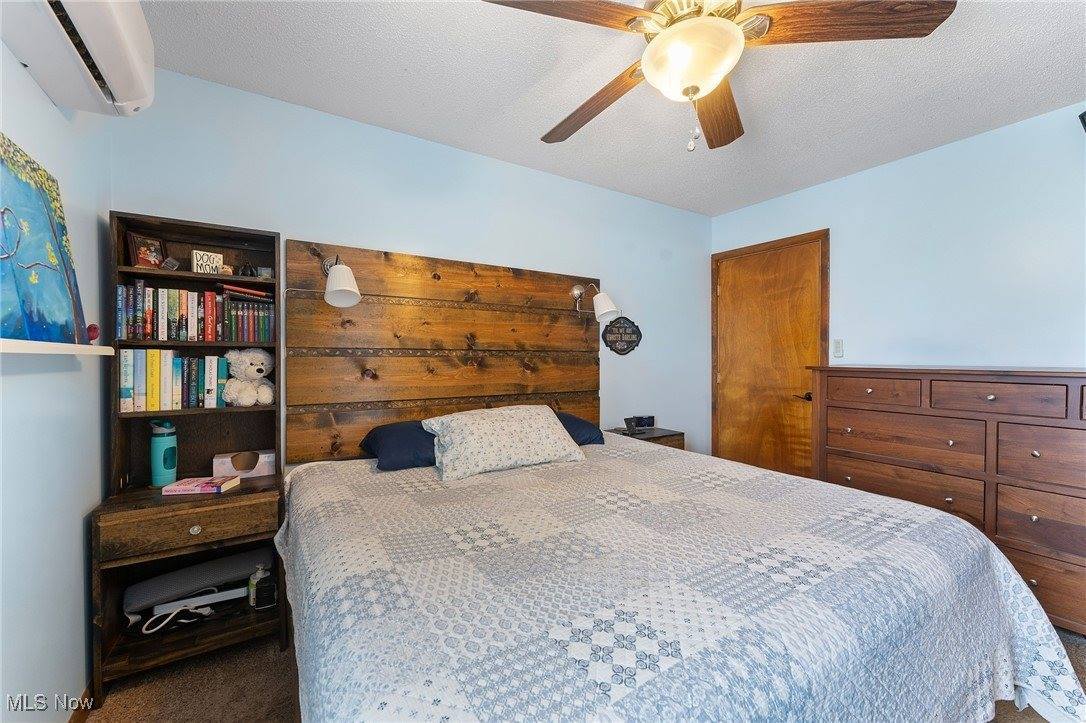 26 Deeringwood Drive, New Middletown, OH 44442