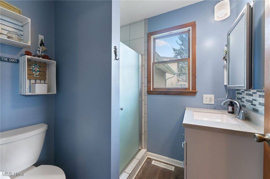 26 Deeringwood Drive, New Middletown, OH 44442