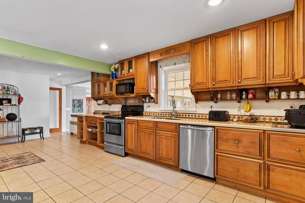 218 North 27TH Street, Camp Hill, PA 17011