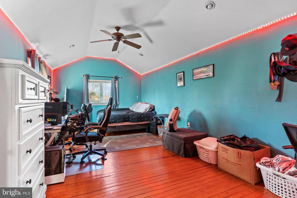 218 North 27TH Street, Camp Hill, PA 17011